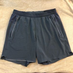 Lululemon - Men’s Switch Up Short 6” Linerless